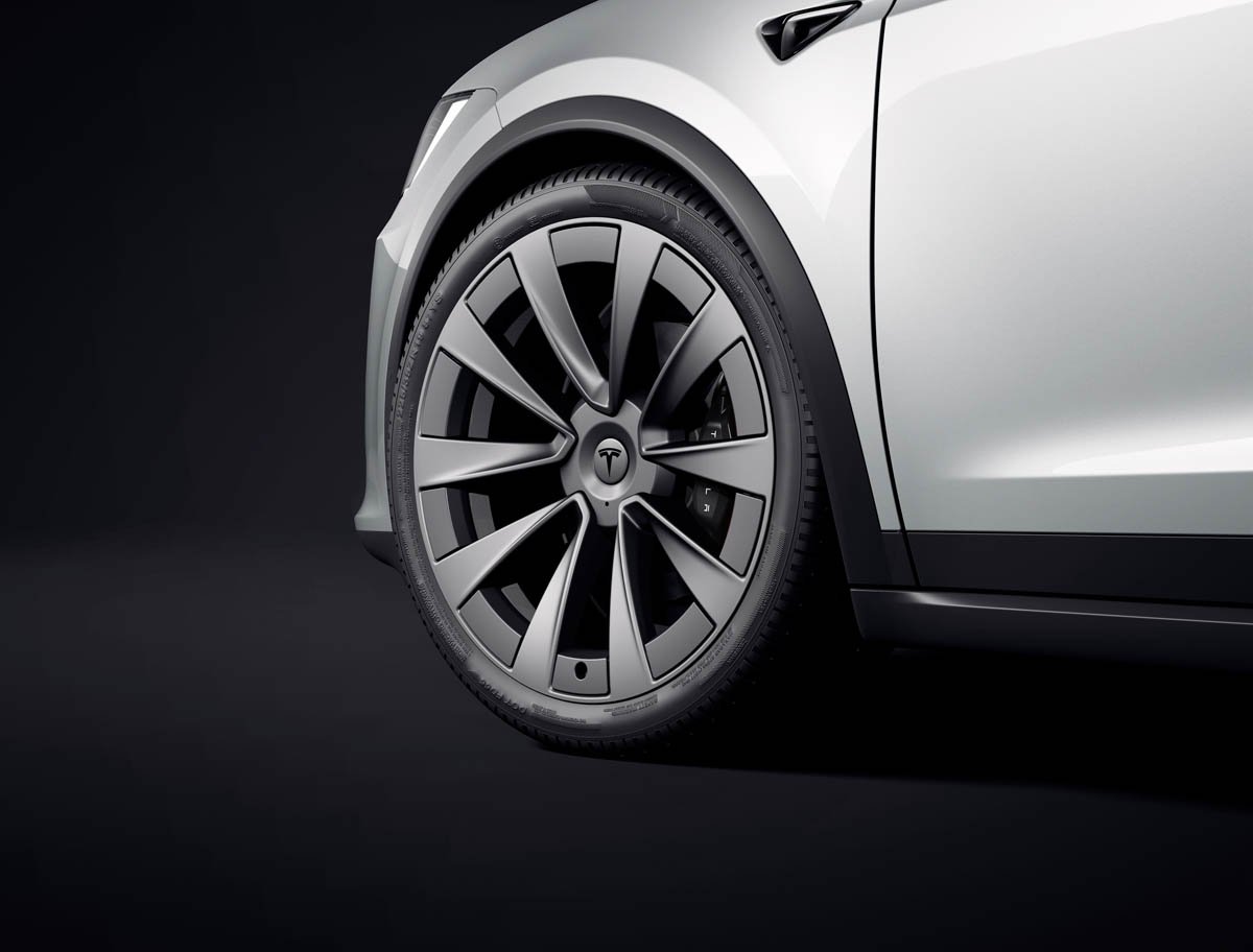 Tesla Model X New Wheels and Tires